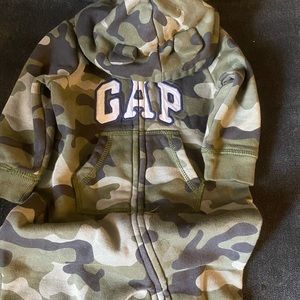 GAP army print sweater all in one